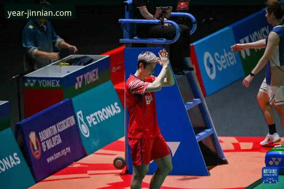 揭秘石宇奇亚锦赛夺冠背后的战术与心理博弈，体育迷不容错过的深度复盘